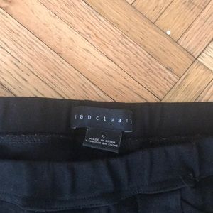 Sanctuary stovepipe black 5 pocket legging size 6 SOLD